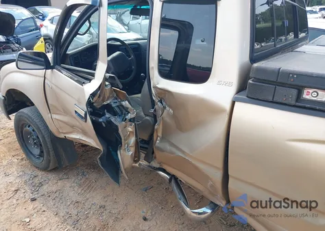 1999 Toyota Tacoma из США, поврежденный, VIN 4TAWM72N9XZ568443